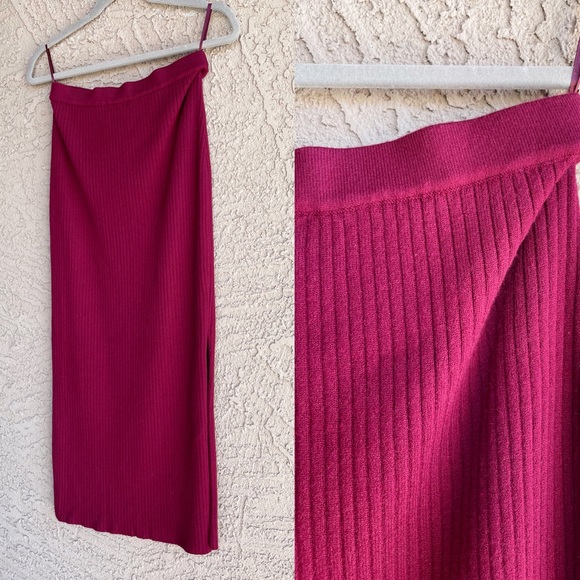 MORNING LAVENDER She + Sky Isabella Ribbed Knit Burgundy Sweater Midi Skirt - Picture 6 of 9